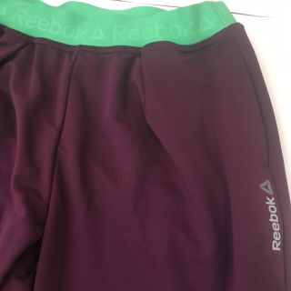 リーボック(Reebok)の11新品リーボックパンツLサイズ（女性）送料込800円(クロップドパンツ)