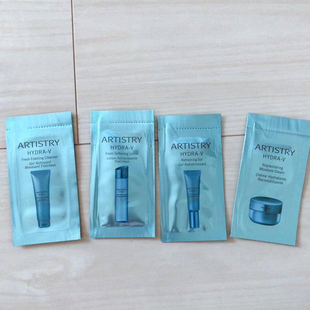 Amway(アムウェイ)のアーティストリー 試供品 コスメ/美容のキット/セット(サンプル/トライアルキット)の商品写真