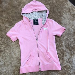 ヴィクトリアズシークレット(Victoria's Secret)の【中古】PINKシリーズ半袖パーカーSサイズ(パーカー)