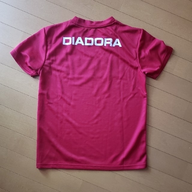 DIADORA(ディアドラ)のお値下げ 新品 DIADORA Lサイズ スポーツ/アウトドアのテニス(ウェア)の商品写真