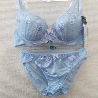 ❣️ゆに様専用  ブラジャー&ショーツセット❣️
(ブラ&ショーツセット)