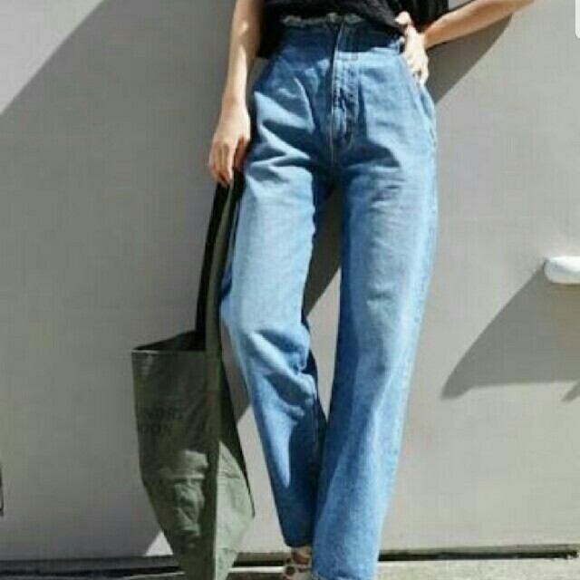 TODAYFUL(トゥデイフル)のTODAYFUL NICOLE'S DENIM ブルー 25インチ レディースのパンツ(デニム/ジーンズ)の商品写真