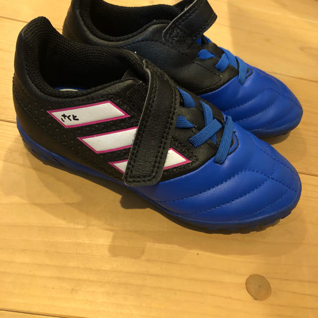 adidas(アディダス)のサッカーシューズ スポーツ/アウトドアのサッカー/フットサル(シューズ)の商品写真