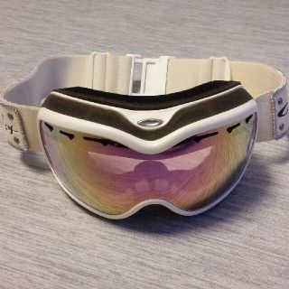 オークリー(Oakley)のオークリー　ゴーグル（レディース）(ウエア/装備)