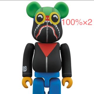 アベイシングエイプ(A BATHING APE)の送料無料 BE@RBRICK BAPE SHARK FLYBOY 100% 2体(その他)