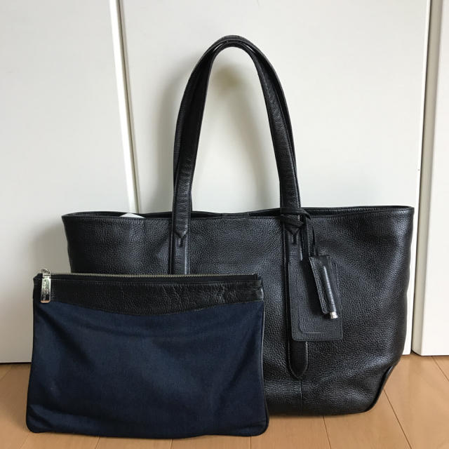 PELLE MORBIDA(ペッレ モルビダ)のペッレモルビダ PELLE MORBIDA撥水レザートートバッグ黒ST003中古 メンズのバッグ(トートバッグ)の商品写真