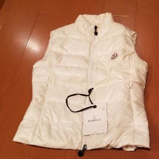 モンクレール(MONCLER)のMONCLERダウンベスト(ダウンベスト)