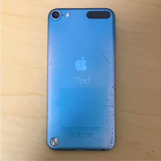 iPod touch(アイポッドタッチ)のipodtouch5世代 16GB本体のみ スマホ/家電/カメラのオーディオ機器(ポータブルプレーヤー)の商品写真