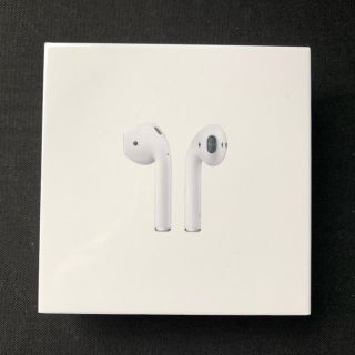 アップル(Apple)の【新品未開封】AirPods(ヘッドフォン/イヤフォン)