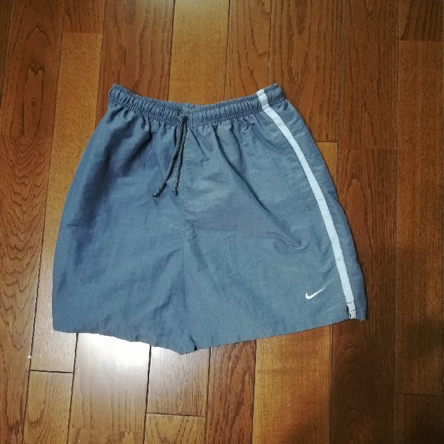 NIKE(ナイキ)のナイキショートパンツ レディースのパンツ(ショートパンツ)の商品写真