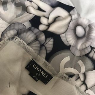 CHANEL シュペットキャット シルクスカーフ-