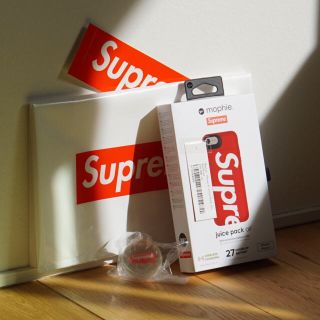 シュプリーム(Supreme)の［送料込］supreme mophi iPhone 8 juice pack 赤(iPhoneケース)