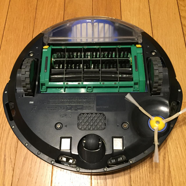 iRobot(アイロボット)のatmd様お取り置き商品iRobot Roomba 550 Pet Series スマホ/家電/カメラの生活家電(掃除機)の商品写真