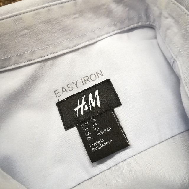 H&M(エイチアンドエム)のワイシャツ④ ペールブルー H&M size-XS メンズのトップス(シャツ)の商品写真