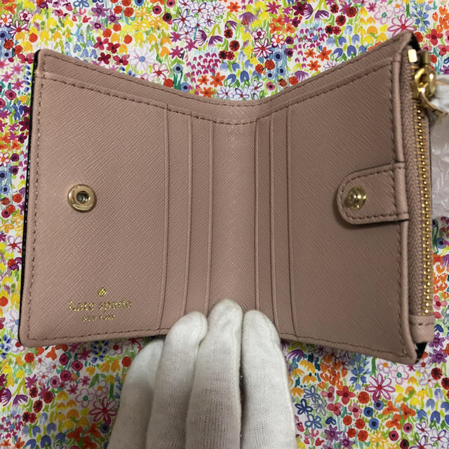 【kate  spade】二つ折り財布 新品未使用財布