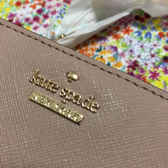 【kate  spade】二つ折り財布 新品未使用財布