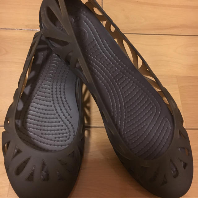 crocs(クロックス)のクロックスレディースシューズ レディースの靴/シューズ(その他)の商品写真