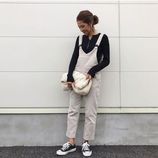 ザラ(ZARA)のZARA kayoさん着用 コーデュロイサロペット オーバーオール(サロペット/オーバーオール)