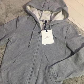 MONCLER(ワンポイント ・ パーカー)のフリマアイテム一覧 MONCLER(ワンポイント ・ パーカー)のフリマアイテム一覧