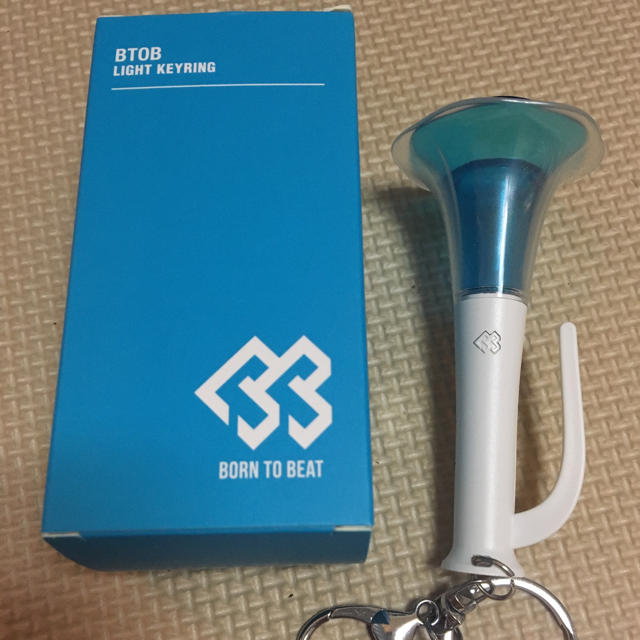 BTOB☆ライトキーホルダー＆オマケのカードホルダー他