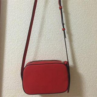 ギャップ(GAP)の赤バック(ショルダーバッグ)