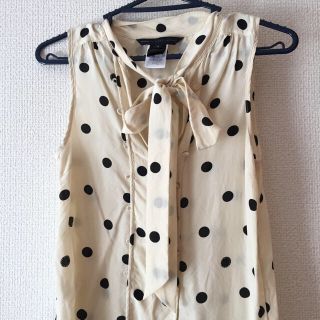 マークバイマークジェイコブス(MARC BY MARC JACOBS)の未使用 marc by marc jacobs シルク ドット ブラウス(シャツ/ブラウス(半袖/袖なし))