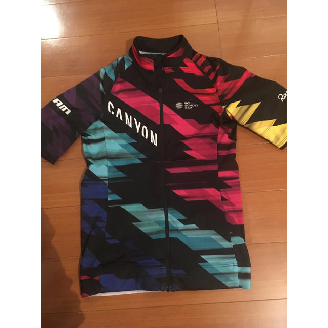 【美品】rapha サイクルジャージ スポーツ/アウトドアの自転車(ウエア)の商品写真