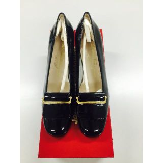 サルヴァトーレフェラガモ(Salvatore Ferragamo)の美品 フェラガモ パンプス(ハイヒール/パンプス)