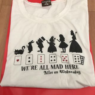 フシギノクニノアリス(ふしぎの国のアリス)の水曜日のアリス Tシャツ(Tシャツ(半袖/袖なし))