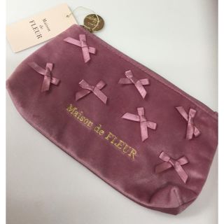 メゾンドフルール(Maison de FLEUR)の🎀Madison de  FLEUR🎀【新品】ベロアリボンペンケース (ポーチ)