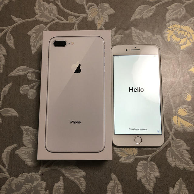 iPhone8 plus 64GB SIMフリー