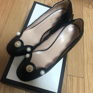 グッチ(Gucci)のGUCCI パールパンプス(ハイヒール/パンプス)