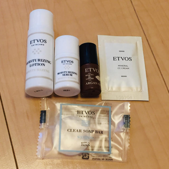 ETVOS(エトヴォス)のETVOS スキンケアセット コスメ/美容のスキンケア/基礎化粧品(化粧水/ローション)の商品写真