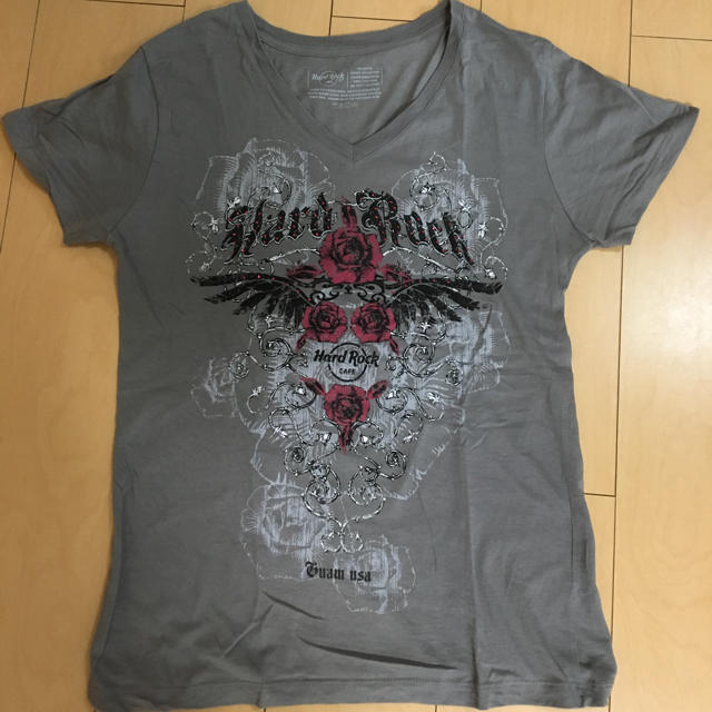 ハードロックカフェ グアム Vネック Tシャツ レディースのトップス(Tシャツ(半袖/袖なし))の商品写真