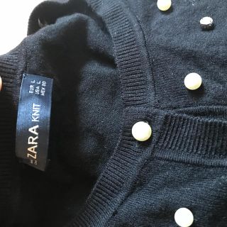 ザラ(ZARA)のZARA パールビジューカーディガン(カーディガン)