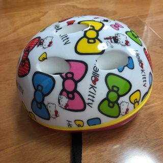 ハローキティ(ハローキティ)のハローキティ ヘルメット 子供用 46〜51センチ 2才から(ヘルメット/シールド)