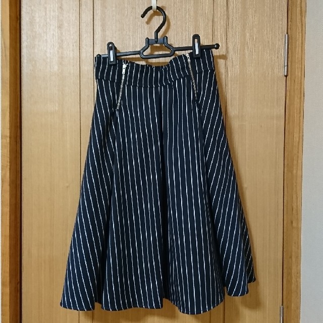 JEANASIS(ジーナシス)のフレアスカート レディースのスカート(ひざ丈スカート)の商品写真