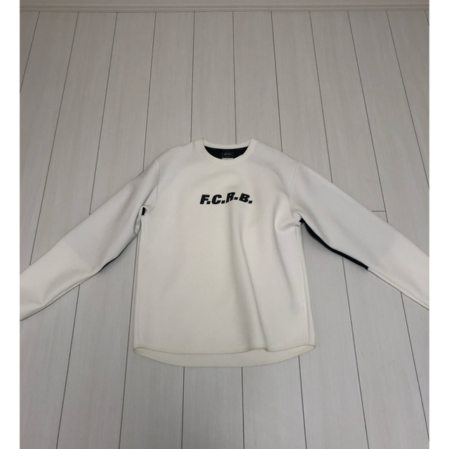 超安値登場！ F.C.R.B 17AW LOGO CREW NECK スウェット