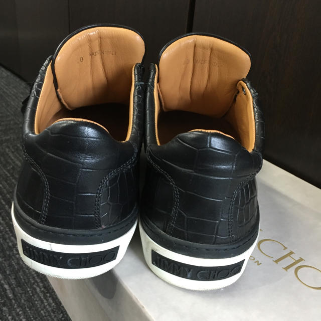 JIMMY CHOO black クロコ調エンボスドレザー