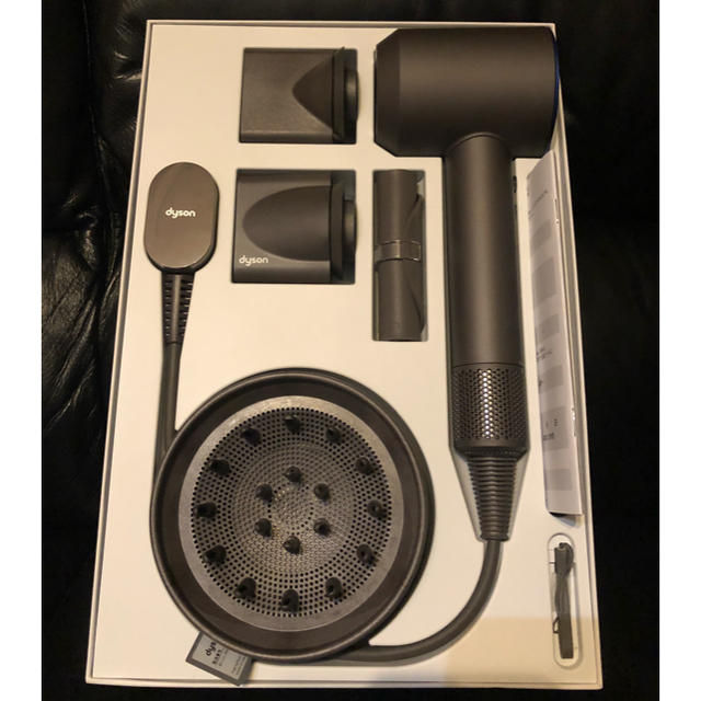 Dyson(ダイソン)のダイソン 美品 ヘアドライヤー 付属品全有 保証書付 スマホ/家電/カメラの美容/健康(ドライヤー)の商品写真