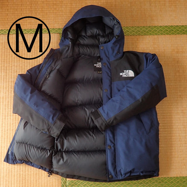 THE NORTH FACE(ザノースフェイス)のマウンテンダウンジャケット M コズミックブルー メンズのジャケット/アウター(ダウンジャケット)の商品写真