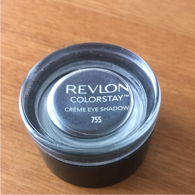 REVLON(レブロン)のレブロンクリームアイシャドウ コスメ/美容のベースメイク/化粧品(アイシャドウ)の商品写真