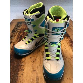 ナイキ(NIKE)のNIKE Snowboarding zoomKAIJU 27.5cm【即購入可】(ブーツ)