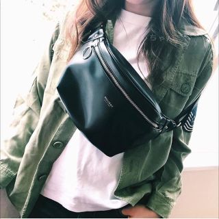 マウジー(moussy)のマウジー ショルダーバッグ(ショルダーバッグ)