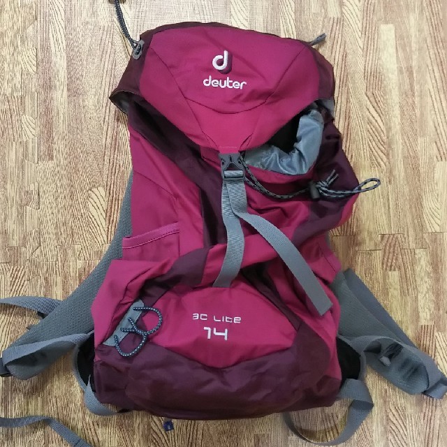 Deuter(ドイター)の☺️nyaikoさま専用です☺️deuter リュック 14L レディースのバッグ(リュック/バックパック)の商品写真