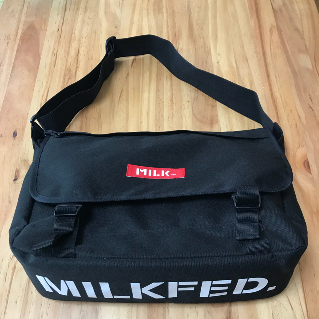 MILKFED.(ミルクフェド)のMILKFED.メッセンジャーバッグ レディースのバッグ(メッセンジャーバッグ)の商品写真