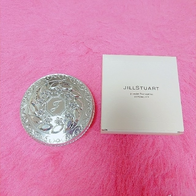 JILLSTUART(ジルスチュアート)の購入意思のないｲｲﾈ不要 JILL STUART ｺﾝﾊﾟｸﾄ コスメ/美容のベースメイク/化粧品(ファンデーション)の商品写真