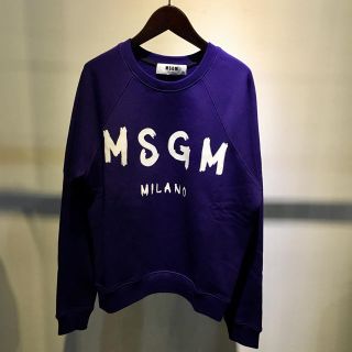 エムエスジイエム(MSGM)のMSGM エムエスジーエム 新品 グラフィティーロゴ スウェット S パープル(トレーナー/スウェット)