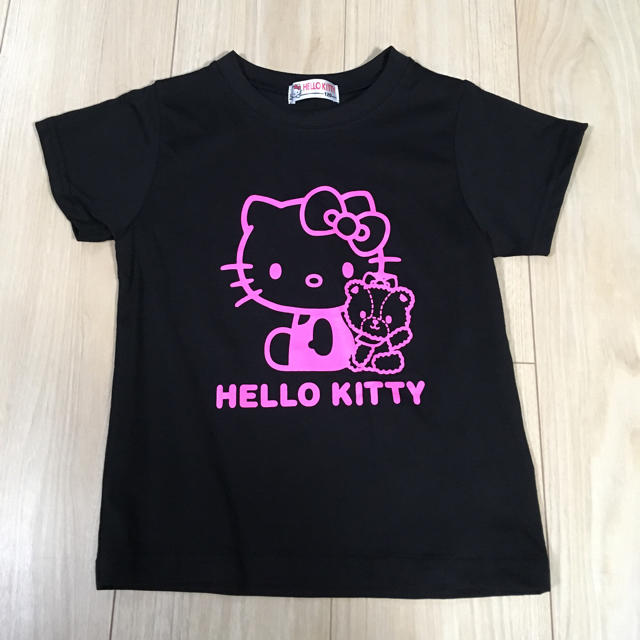 未使用☆キティちゃんTシャツ  120 キッズ/ベビー/マタニティのキッズ服女の子用(90cm~)(Tシャツ/カットソー)の商品写真