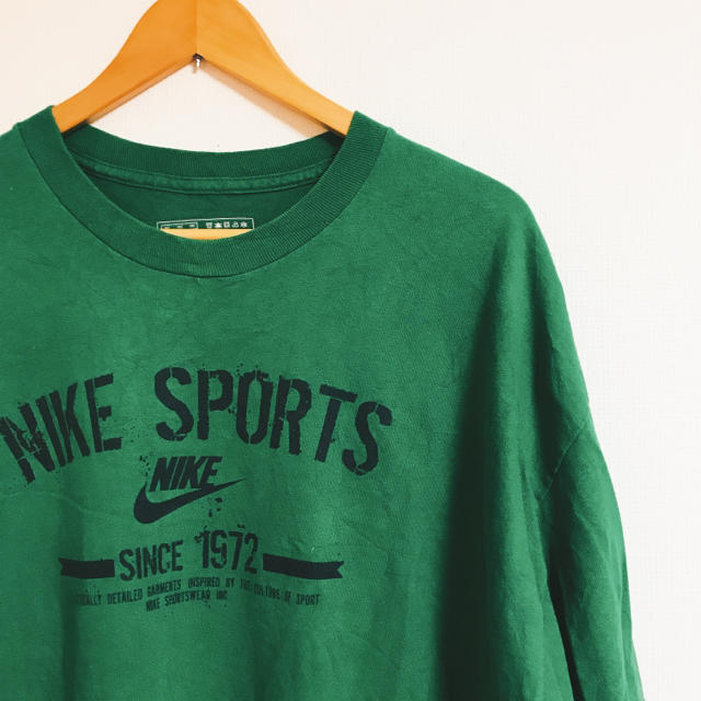 NIKE(ナイキ)の送料無料！NIKE ナイキ スポーツロゴTEE メンズのトップス(Tシャツ/カットソー(半袖/袖なし))の商品写真